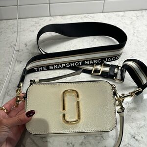 Marc Jacobs Snap Shot Bag